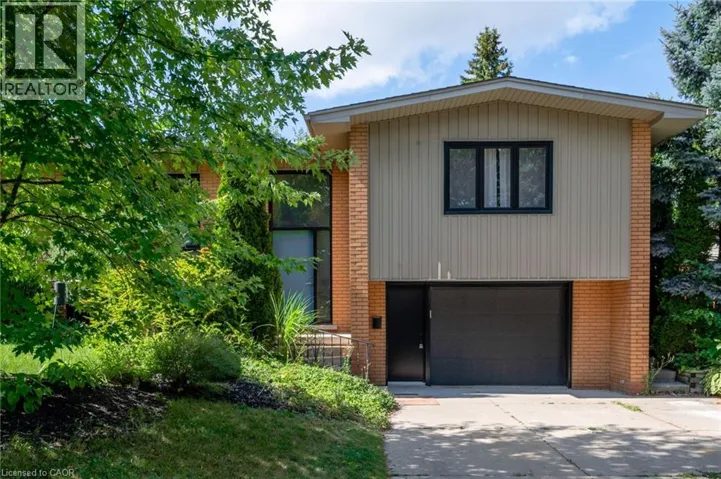 58 CYPRUS Drive Unit# Lower, Kitchener, Ontario N2M4R5