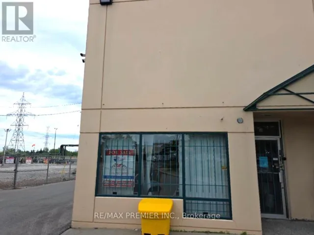 24 - 1270 FINCH AVENUE W, Toronto (York University Heights), Ontario M3J3J7