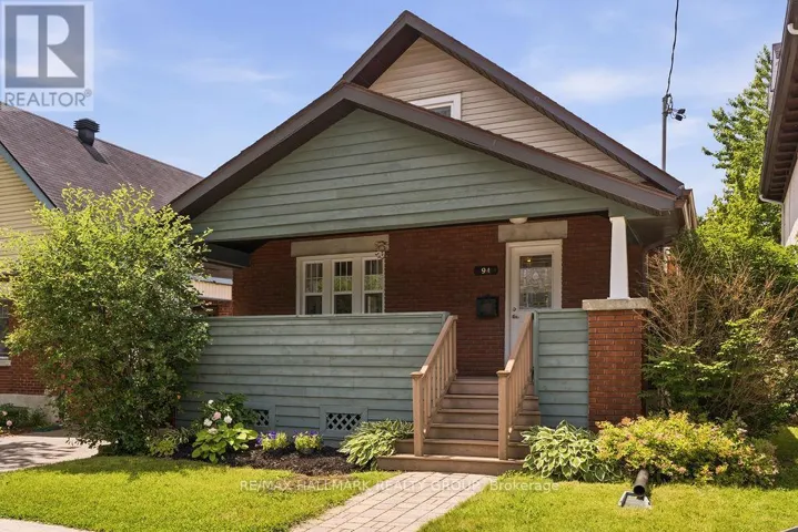 94 MARLBOROUGH AVENUE, Ottawa, Ontario K1N8E9