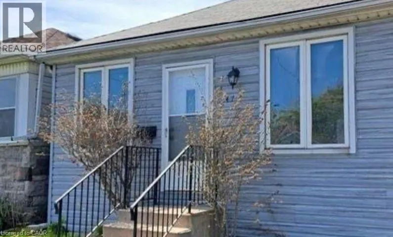 147 HARMONY Avenue, Hamilton, Ontario L8H4Y4