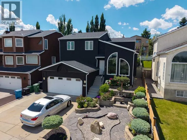 41 Sidon Crescent SW, Calgary, Alberta T3H2B5