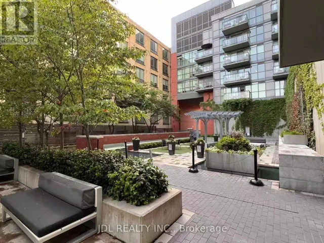 615 - 775 KING STREET W, Toronto (Niagara), Ontario M5V2K3