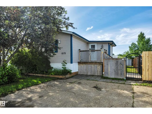 1575 Jubilee DR, Sherwood Park, Alberta T8H1V2
