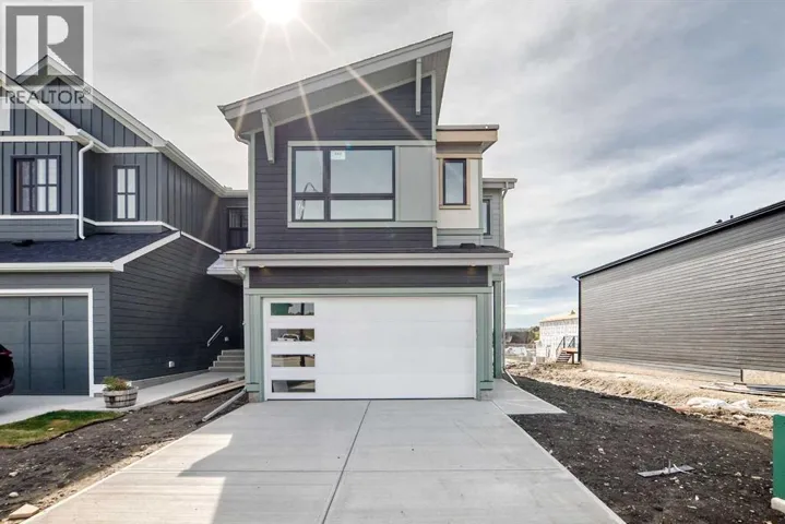 102 Rochester Crescent NW, Calgary, Alberta T3L0J6
