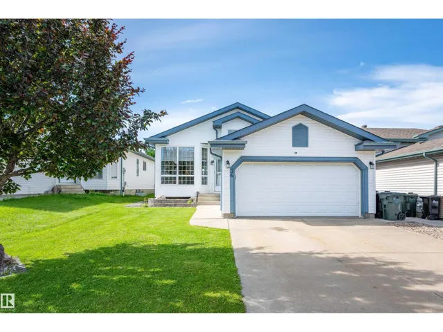 36 DAWSON CR, Sherwood Park, Alberta T8H1Z6