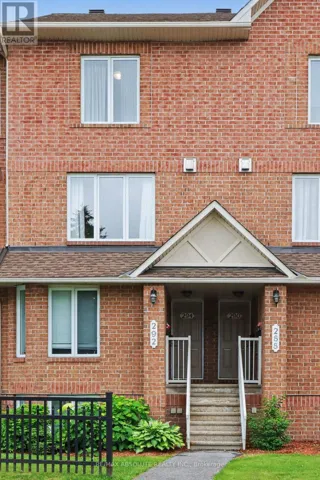 294 CRESTHAVEN DRIVE, Ottawa, Ontario K2G6W4