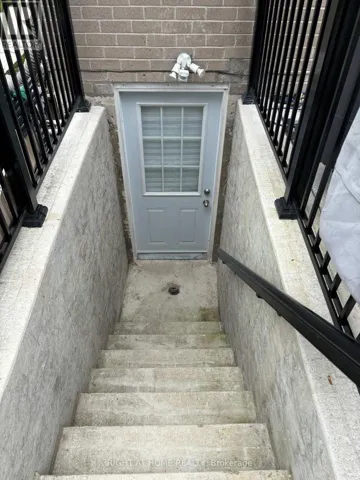 BASEMENT - 17 HOLLIS COURT, Brampton (Central Park), Ontario L6S1R2