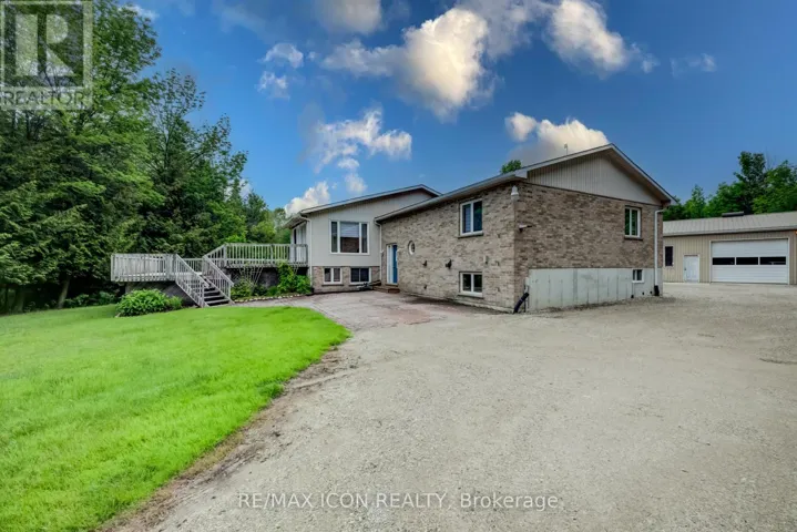 7298 8 SIDE ROAD W, Wellington North, Ontario N0G1A0