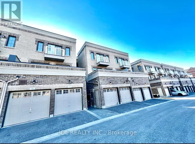 33 JAFFNA LANE, Markham (Berczy), Ontario L6C0X7