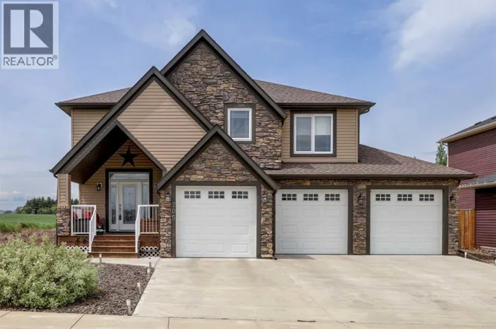 705 West Highland Link, Carstairs, Alberta T0M0N0