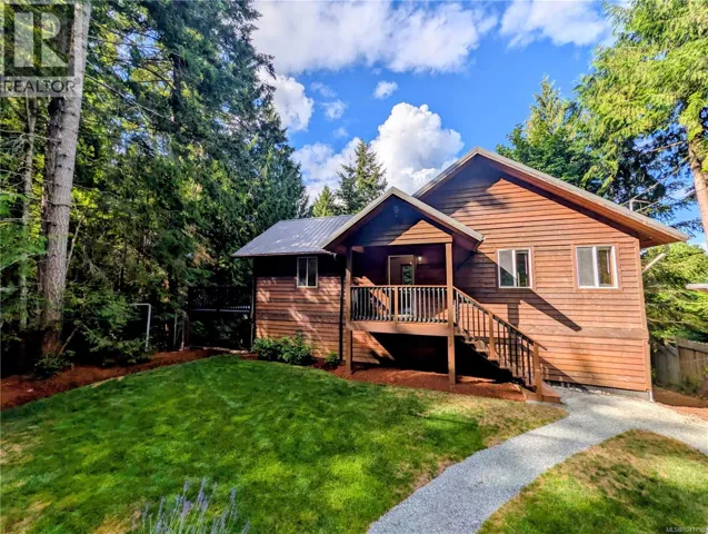 1018 Bertha Ave, Gabriola Island, British Columbia V0R1X3