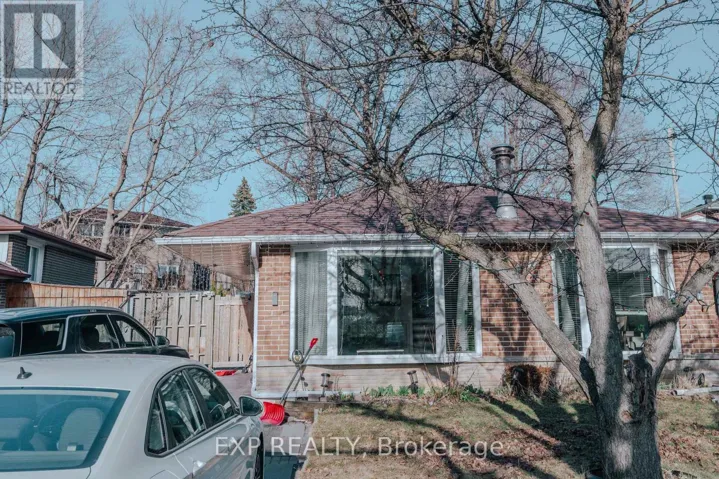 UPPER - 20 MANORGLEN CRESCENT, Toronto (Agincourt South-Malvern West), Ontario M1S1W4