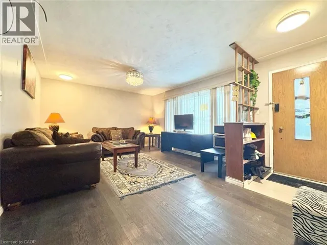 265 GLENRIDGE Drive Unit# 1, Waterloo, Ontario N2J3W5