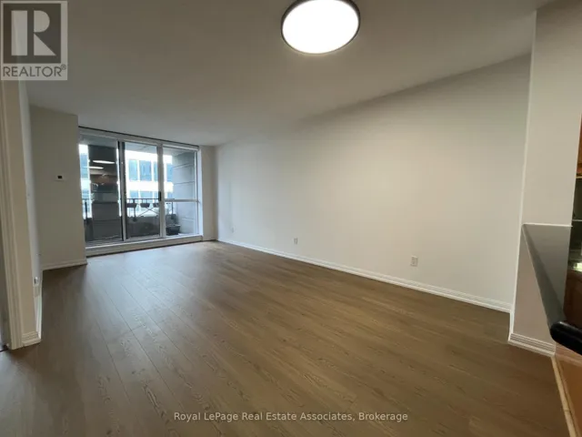 1512 - 140 SIMCOE STREET, Toronto (Waterfront Communities), Ontario M5H4E9