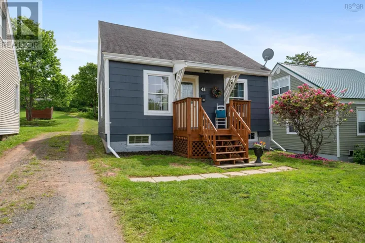 43 Highland Drive, New Glasgow, Nova Scotia B2H4C3