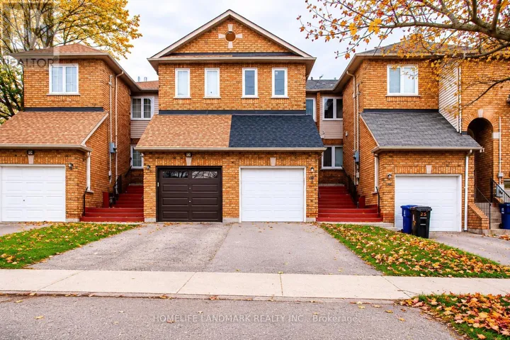 25 WARNER AVENUE, Toronto (Victoria Village), Ontario M4A2X1
