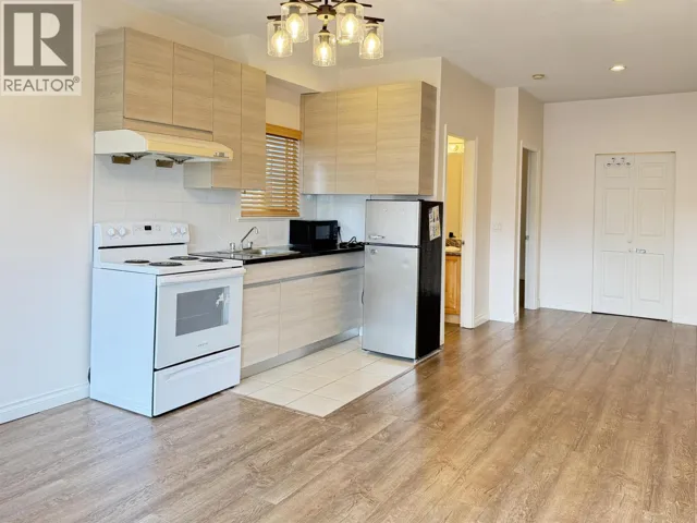 1 BR-6952 CURTIS STREET, Burnaby, British Columbia V5B2B1