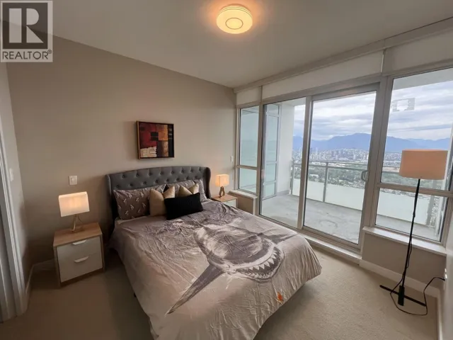 35XX 4508 HAZEL ST., Vancouver, British Columbia V5H0E4