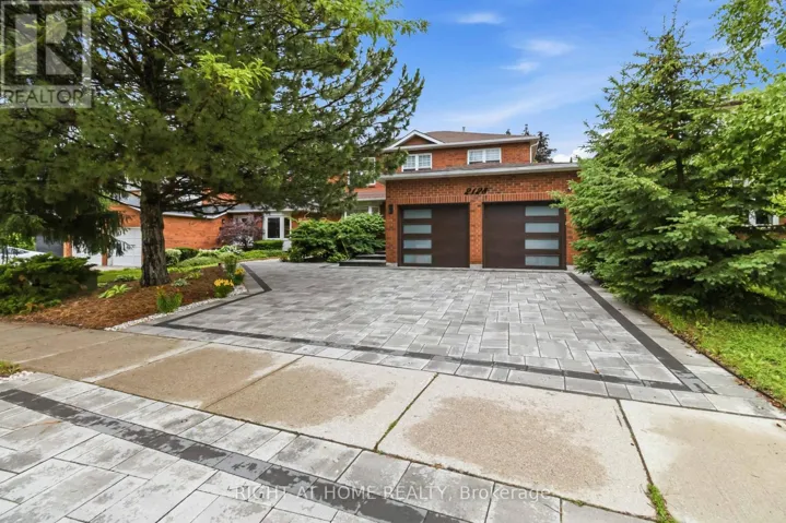 2128 8TH LINE, Oakville (WC Wedgewood Creek), Ontario L6H4W3