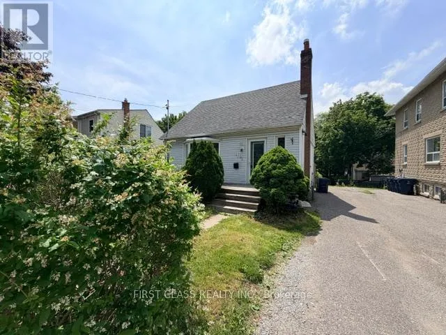 44 SCOTIA AVENUE, Toronto (Oakridge), Ontario M1L4E6