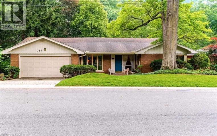 787 FOREST GLEN Avenue, Burlington, Ontario L7T2L1