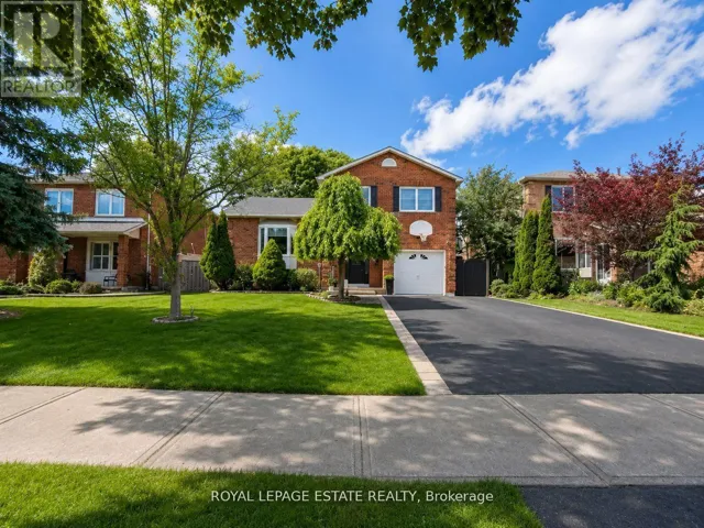 130 WILLIAM STEPHENSON DRIVE, Whitby (Blue Grass Meadows), Ontario L1N8V1