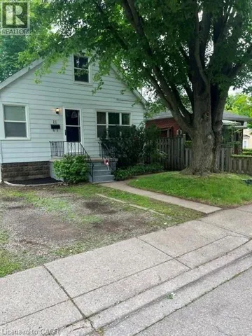 21 E WEST Street, Dundas, Ontario L9H1J4