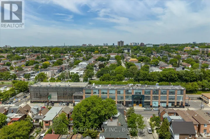 950 DUPONT STREET, Toronto (Dovercourt-Wallace Emerson-Junction), Ontario M6H1Z2