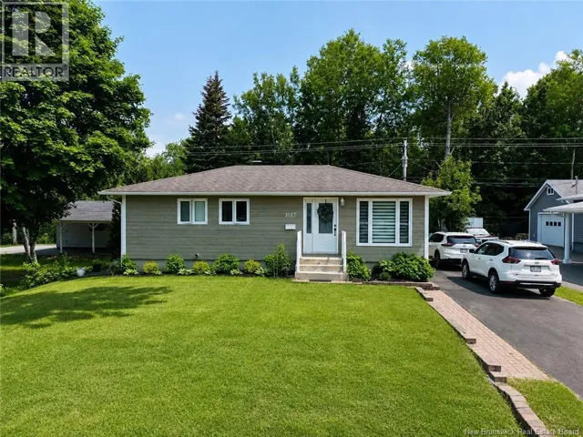 1017 Centennial Street, Bathurst, New Brunswick E2A2W6