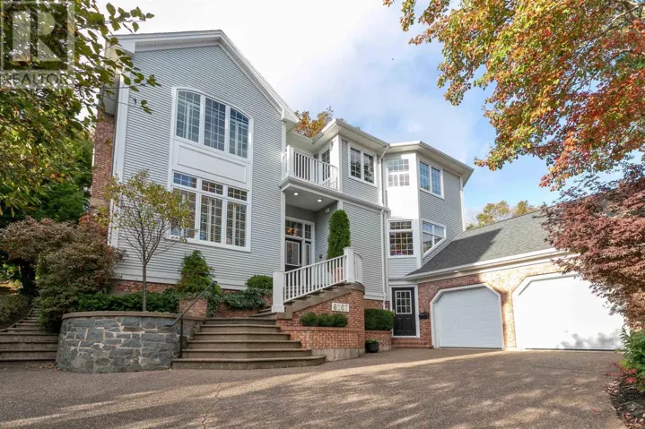 6207 Regina Terrace, Halifax, Nova Scotia B3H1N4
