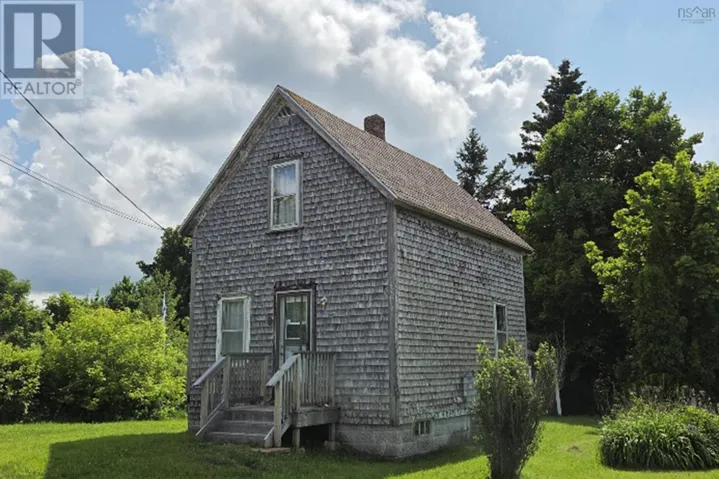 8 Grey Street, Springhill, Nova Scotia B0M1X0