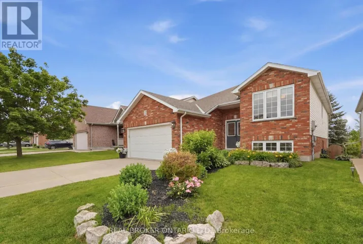 105 HARWOOD ROAD, Cambridge, Ontario N1S4R9