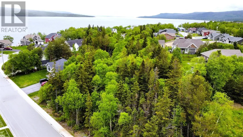 23 Bowater Boulevard, Pasadena, Newfoundland & Labrador A0L1K0