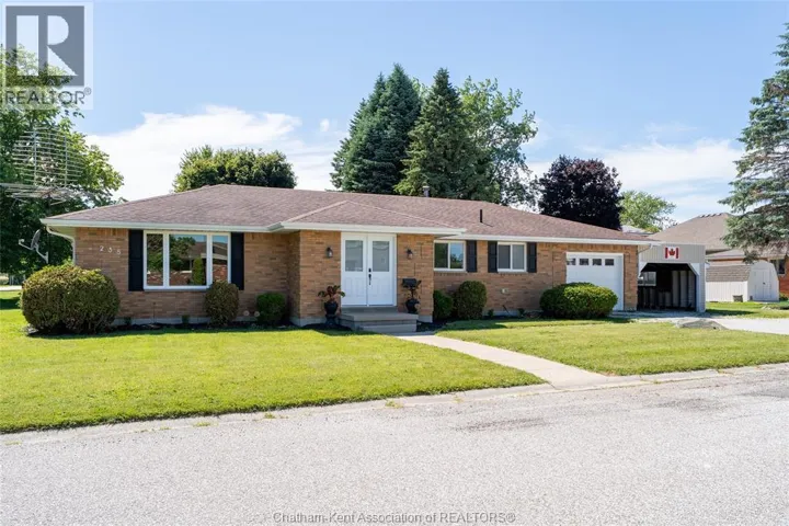 238 DAVIES STREET East, Dresden, Ontario N0P1M0