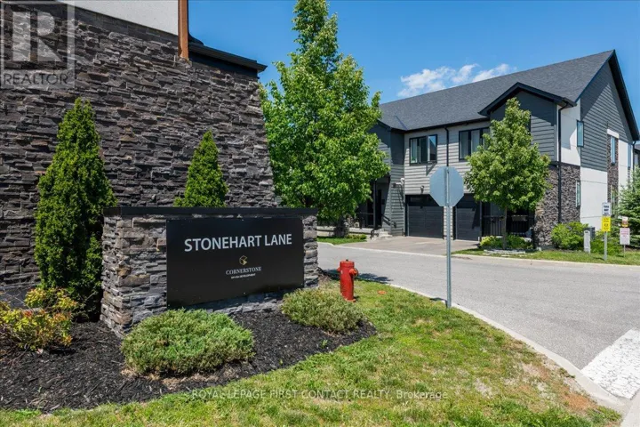4 STONEHART LANE, Barrie (East Bayfield), Ontario L4M7E8