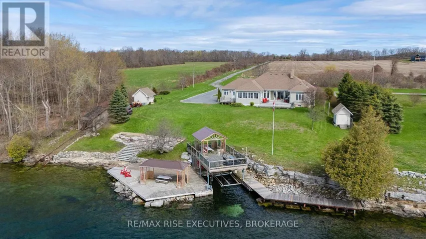 255 GOOD FRIEND DRIVE, Frontenac Islands (Howe Island), Ontario K7G2V6