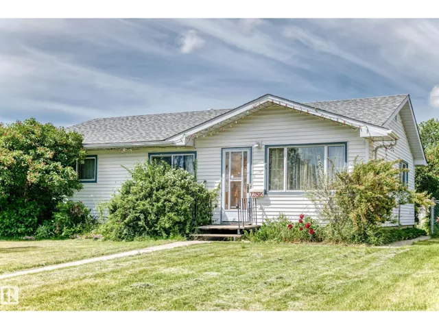 12816 77 ST NW, Edmonton, Alberta T5C1C6