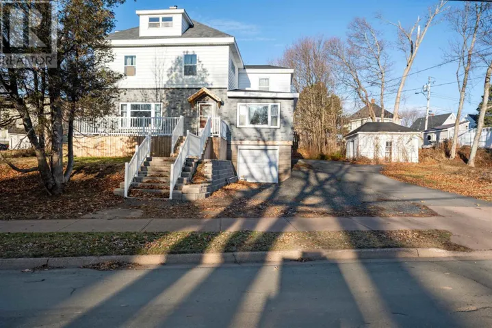 132 Almont Avenue, New Glasgow, Nova Scotia B2H3G7