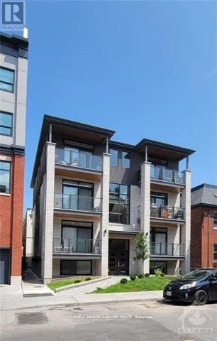 8 - 7 MONK STREET, Ottawa, Ontario K1S3Y5