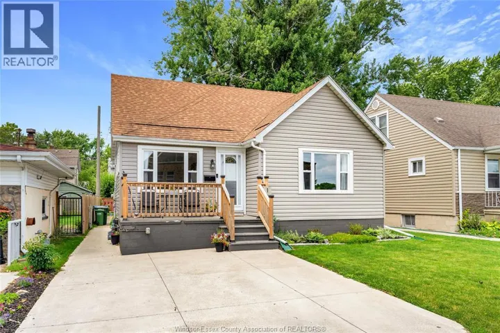 1987 OLIVE ROAD, Windsor, Ontario N8T1R4