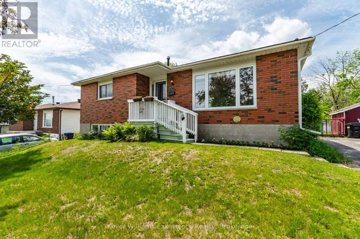 42 EASTON AVENUE, Tay, Ontario L0K1R0