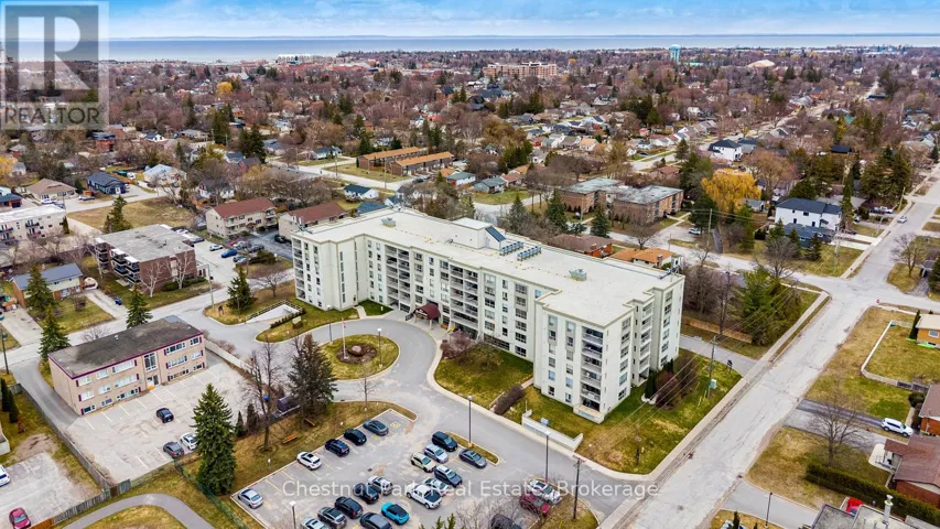102 – 172 EIGHTH STREET, Collingwood, Ontario L9Y4T2