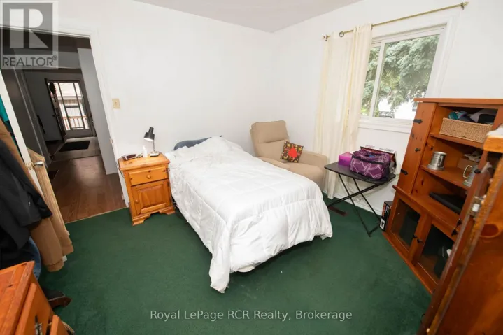 780