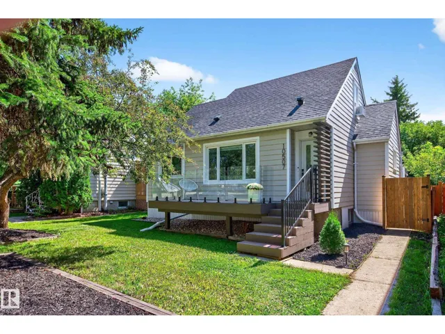 10507 69 AV NW, Edmonton, Alberta T6H2C5