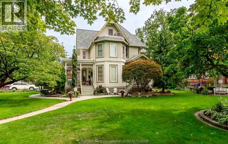 374 King STREET West, Chatham, Ontario N7M1G4