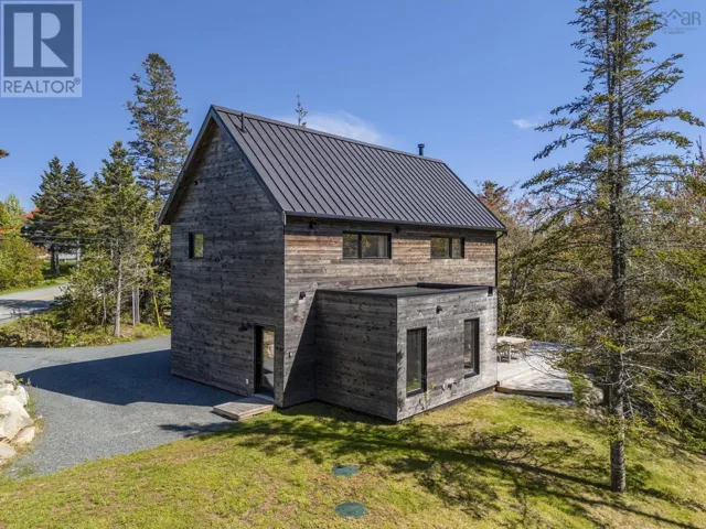 5 West Lawrencetown Road, Lawrencetown, Nova Scotia B2Z1S4