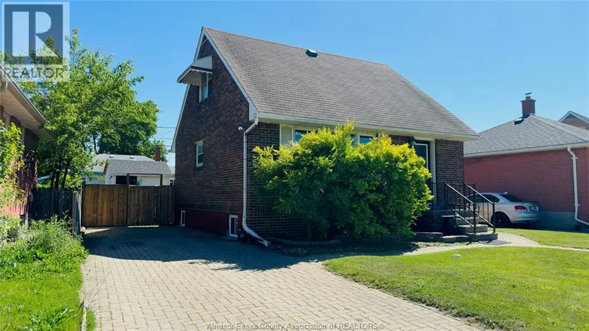 3519 TECUMSEH ROAD West, Windsor, Ontario N9C2B6