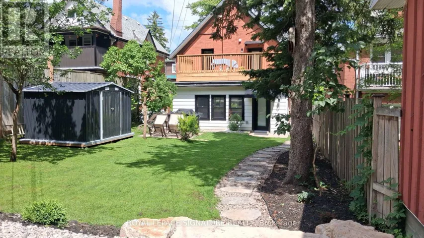 B - 17 SHANLEY STREET, Kitchener, Ontario N2H5N7