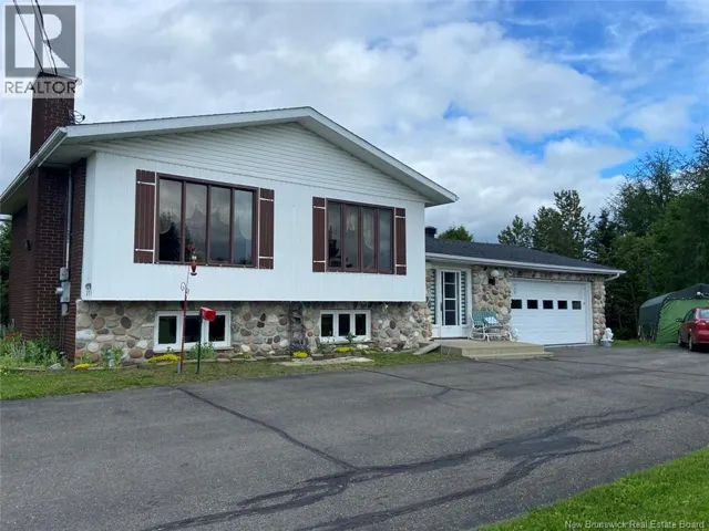 209 Principale Street, Sainte-Anne-De-Madawaska, New Brunswick E7E1B3