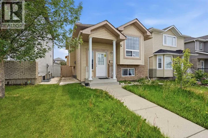 20 Saddlefield Road NE, Calgary, Alberta T3J4Z8